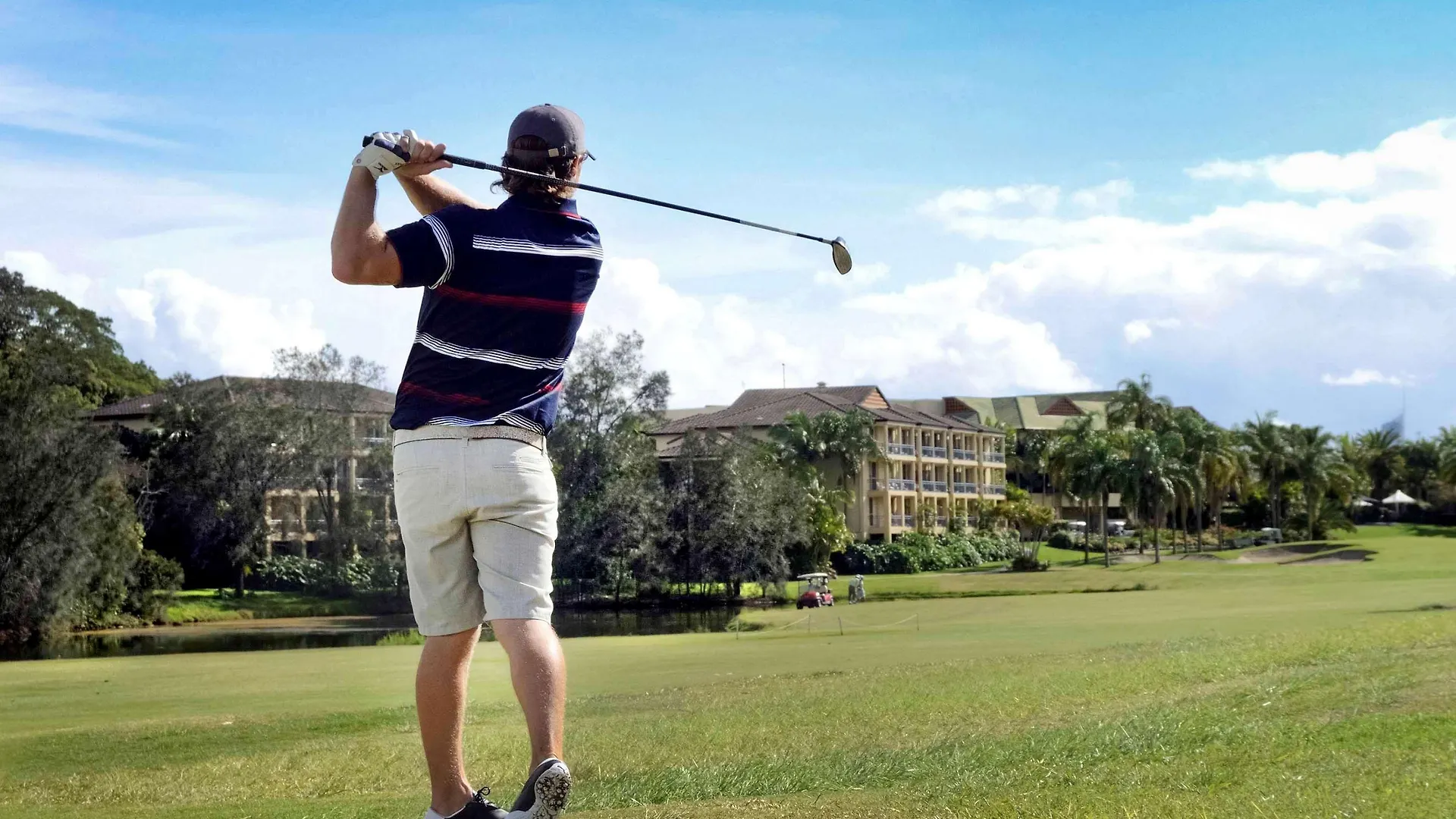 Mercure Gold Coast Resort 4*,