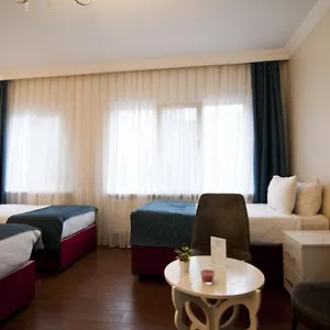Genius 2*, İstanbul Türkiye