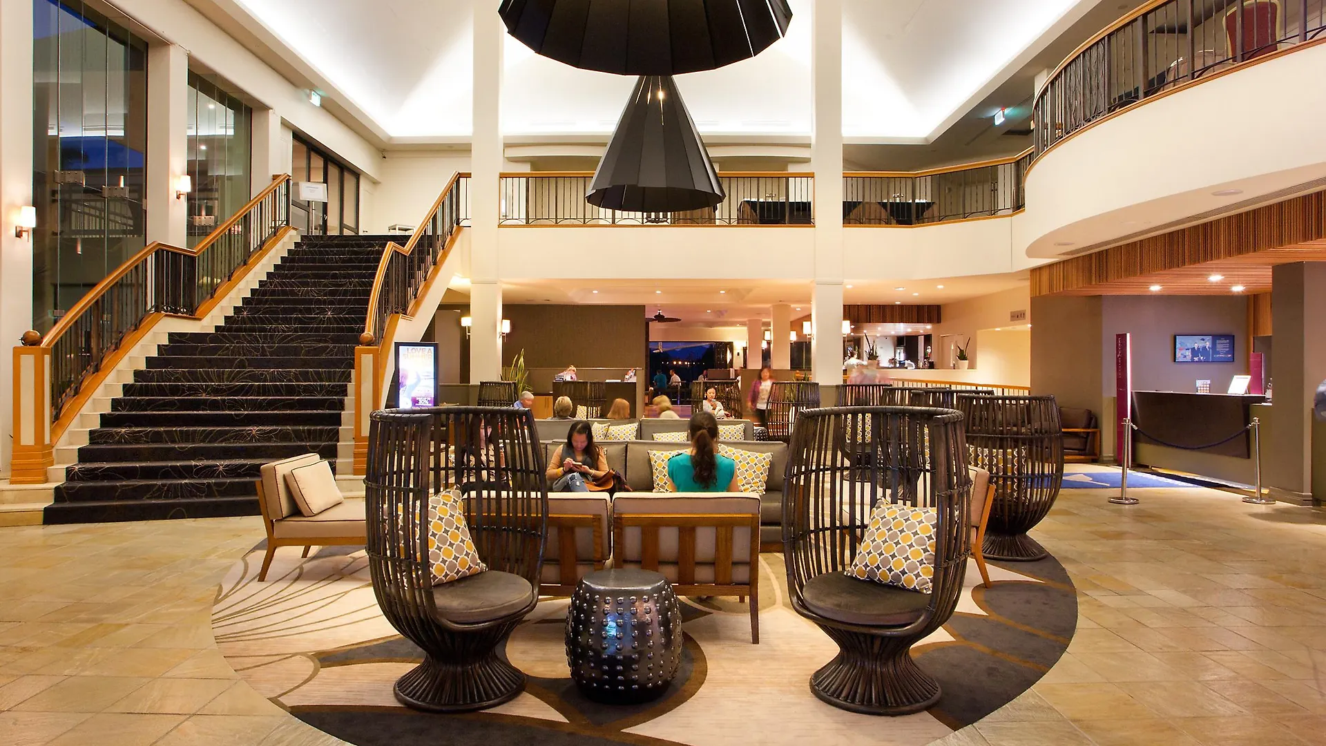 Mercure Gold Coast Resort Otel