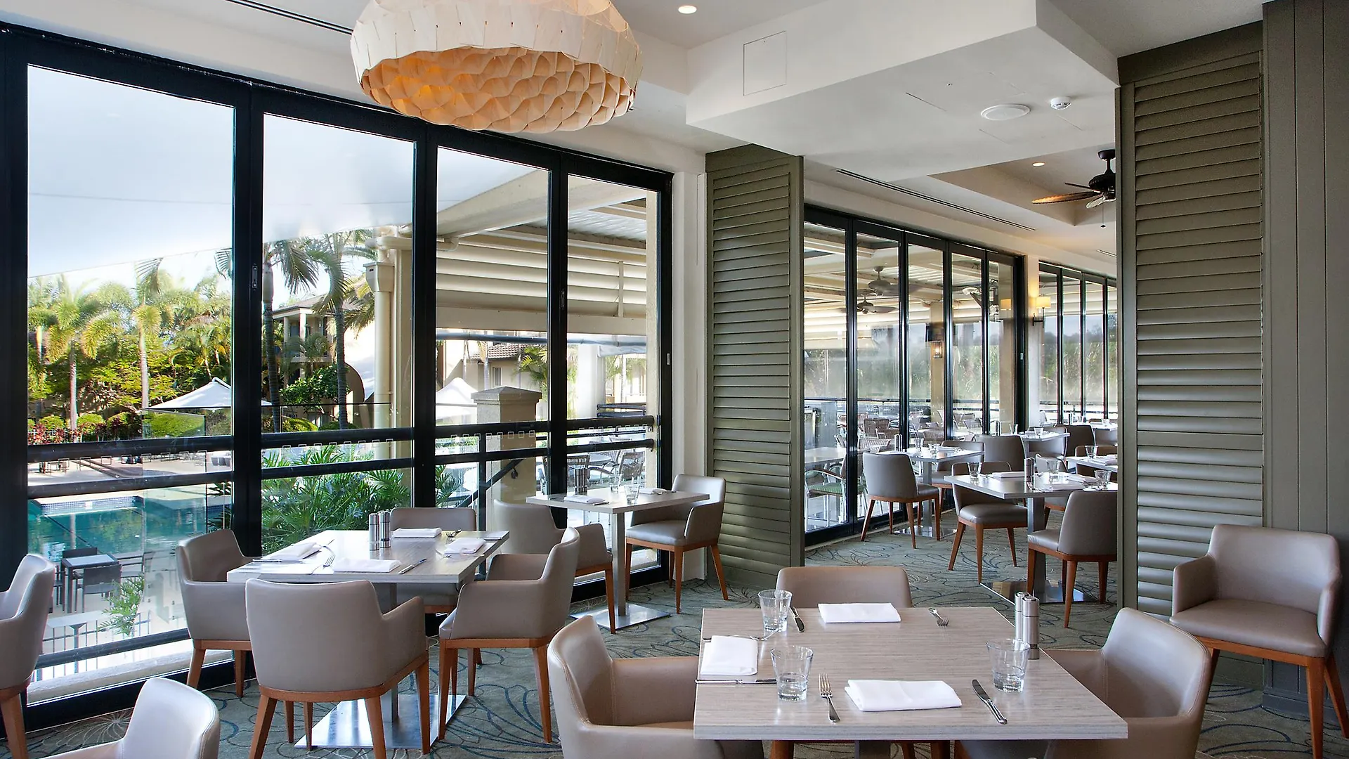 Mercure Gold Coast Resort Otel