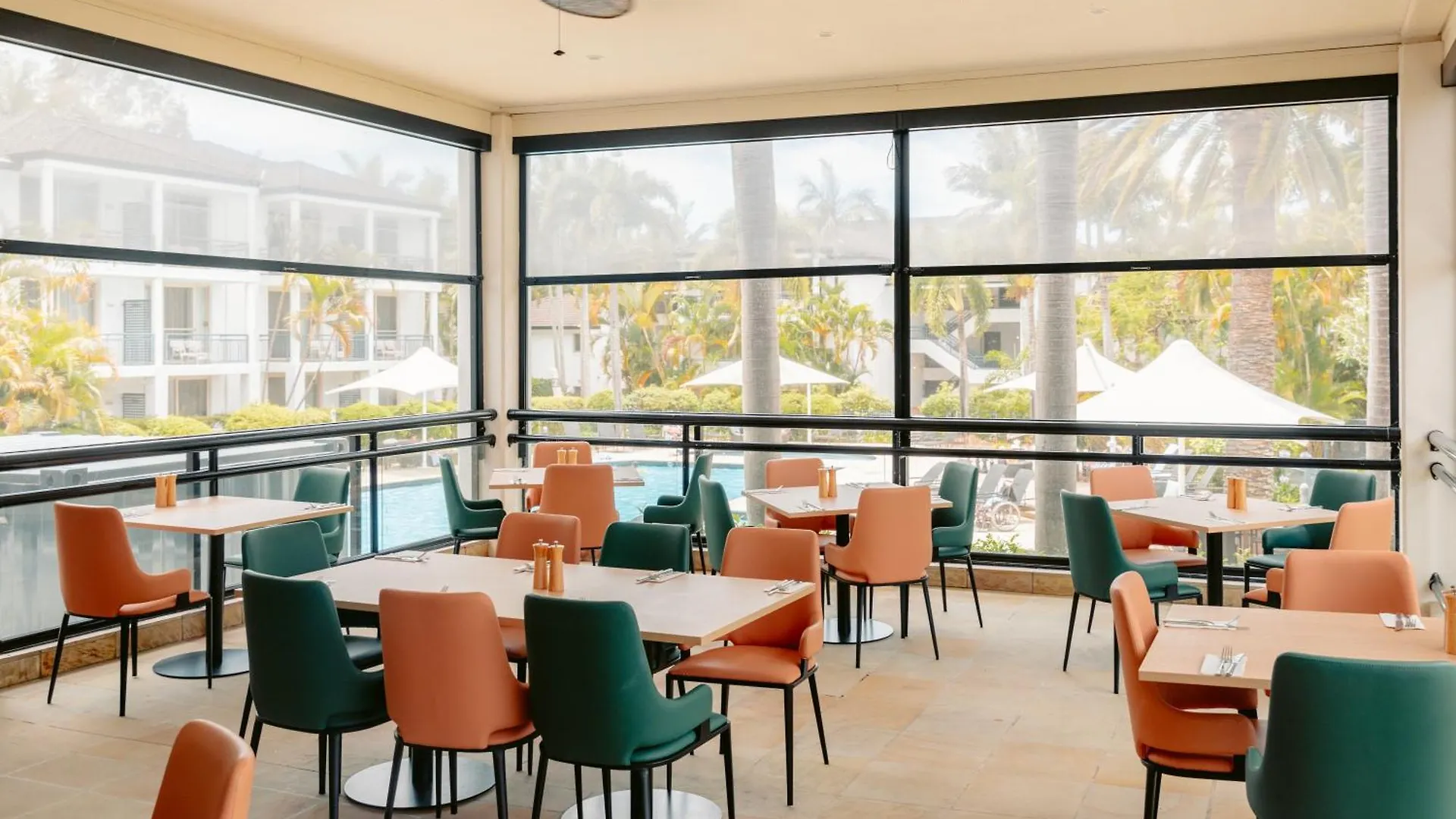 Mercure Gold Coast Resort 4*,  Avustralya