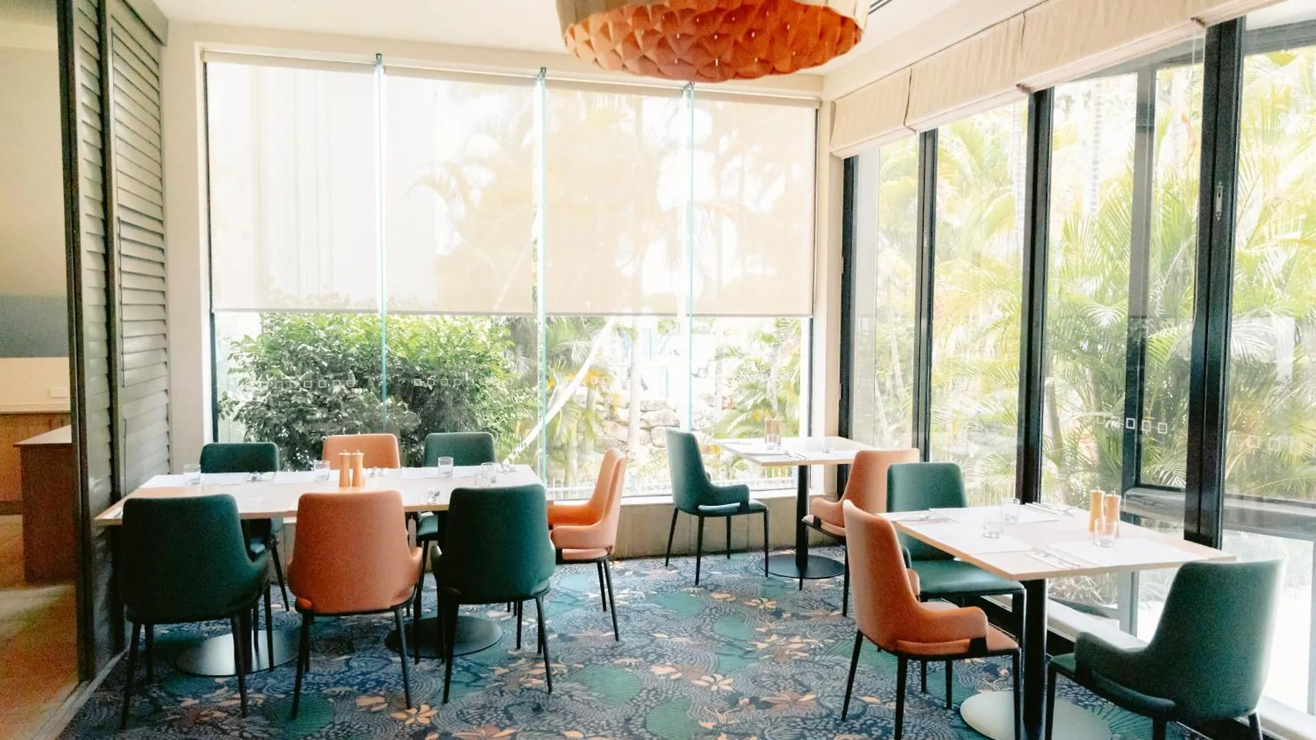 **** Otel Mercure Gold Coast Resort Avustralya