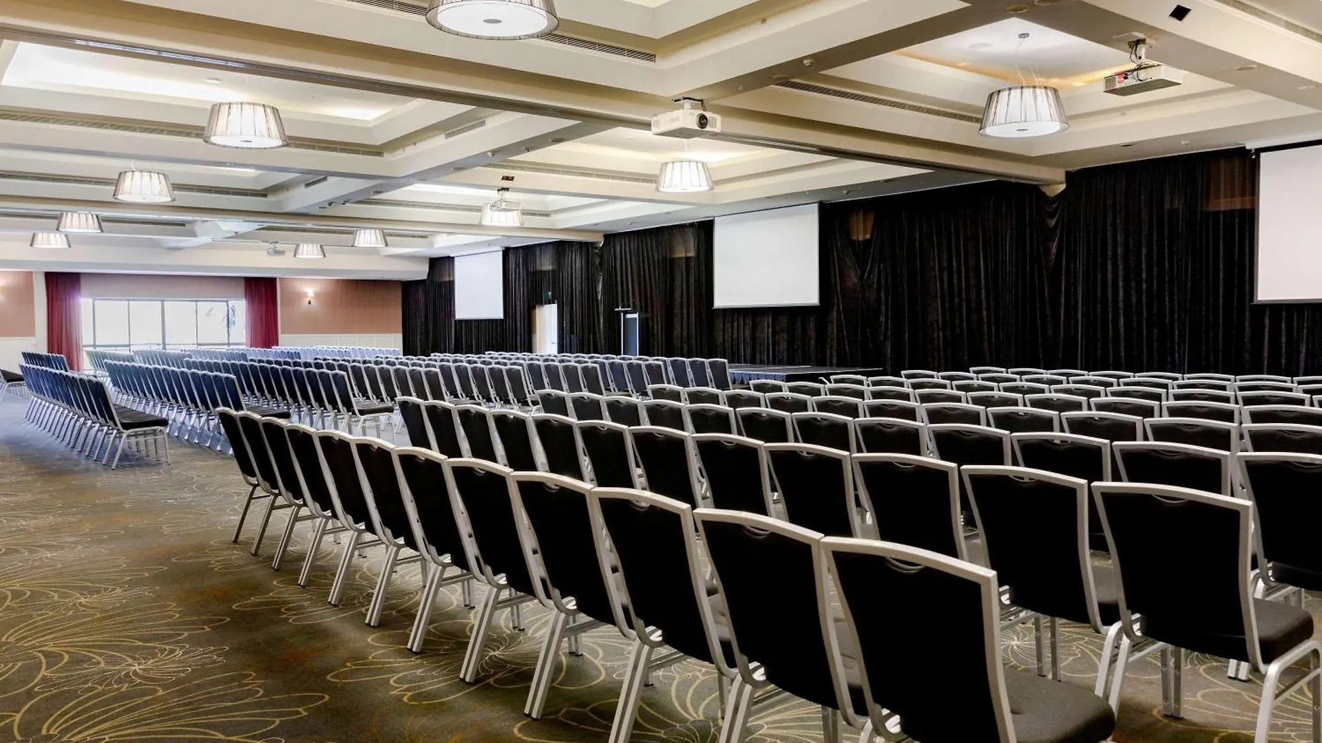 Mercure Gold Coast Resort Otel
