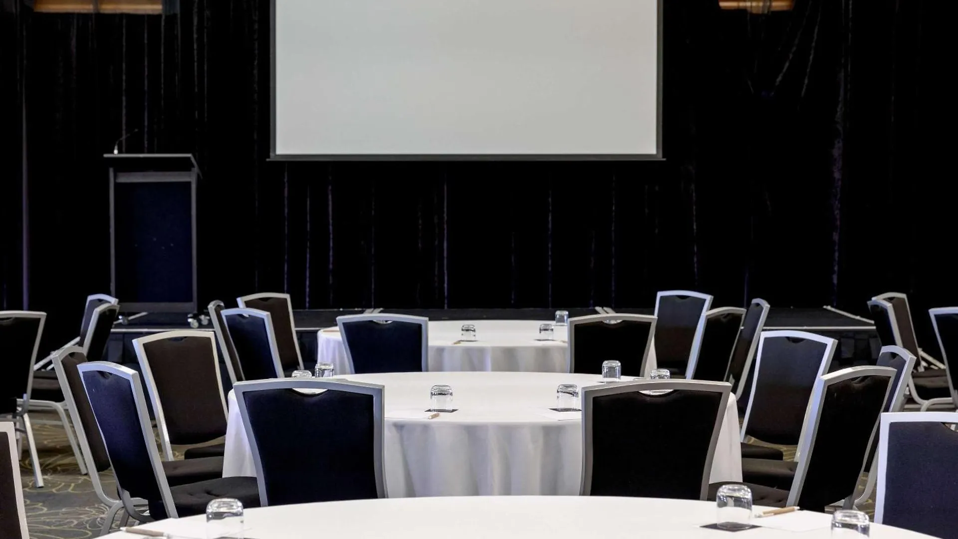 Mercure Gold Coast Resort Avustralya