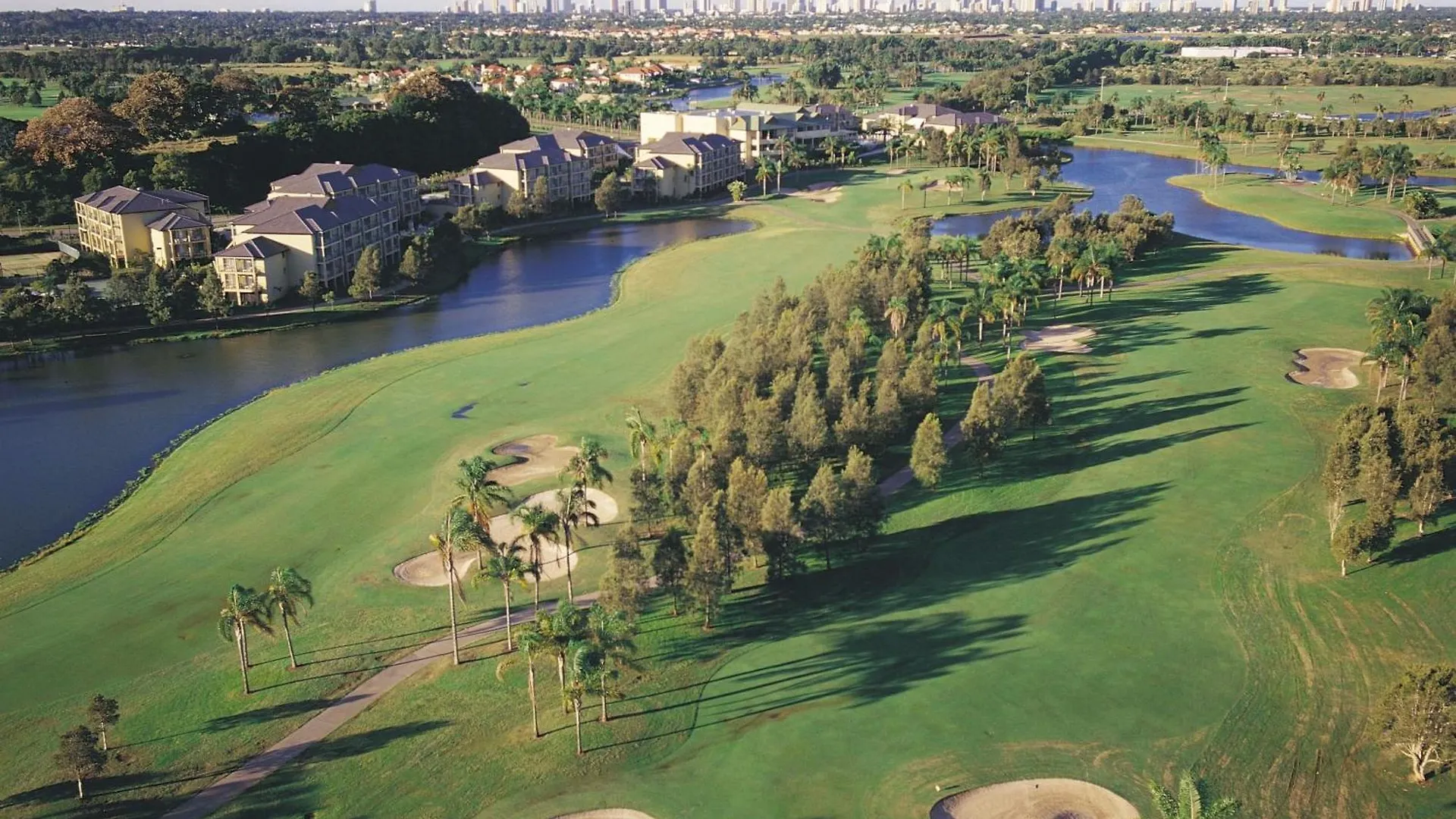 Mercure Gold Coast Resort Avustralya