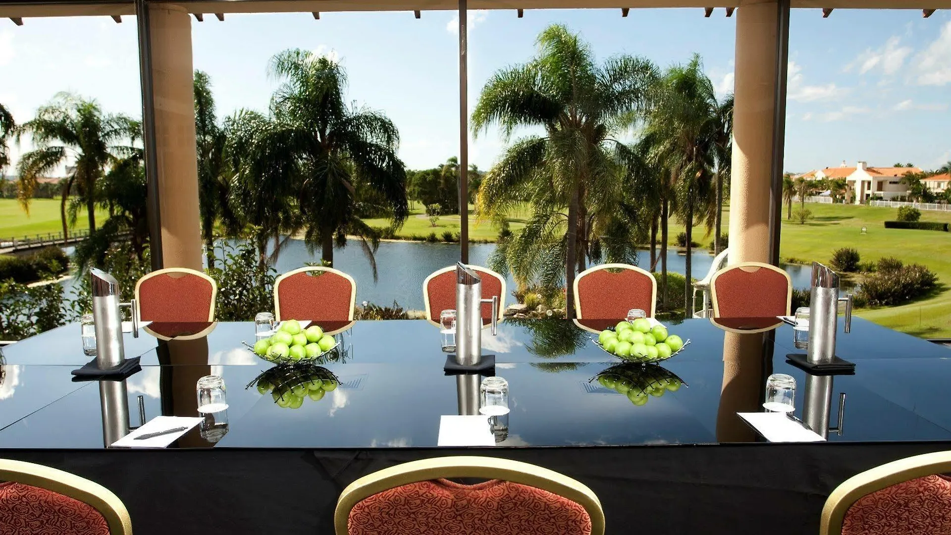 Mercure Gold Coast Resort Otel
